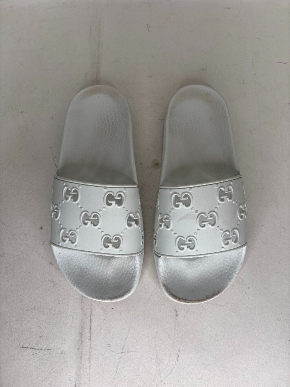 Gucci White Slides sz 37